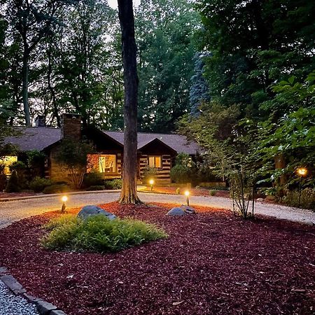 Log Cabin - Natures Oasis - Fire Pit & Gazebo Кливланд Екстериор снимка